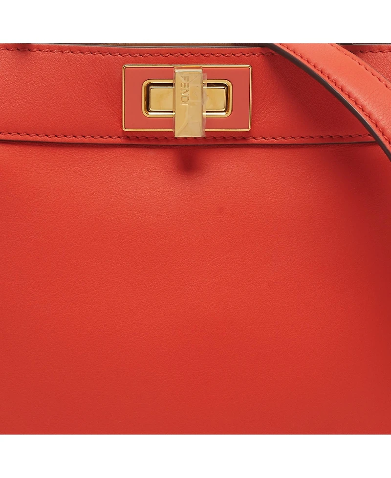 Pre-Owned Fendi Women's Peekaboo Iseeu Leather Satchel