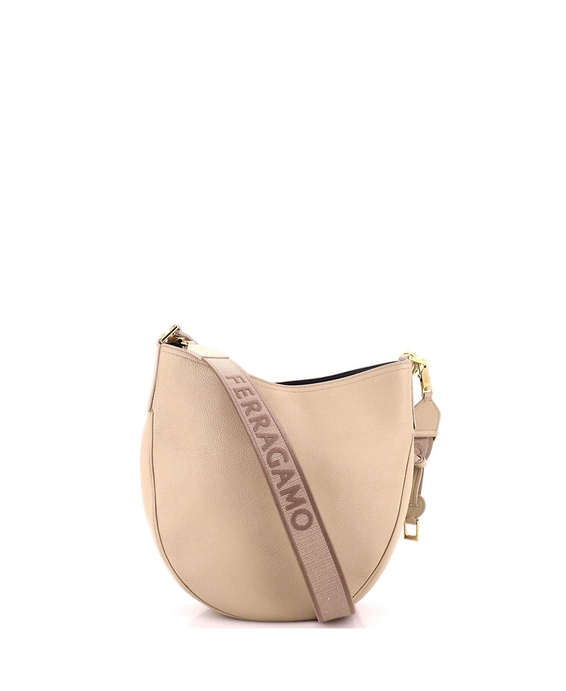 Pre-Owned Salvatore Ferragamo Medium Smile Hobo Bag Leather