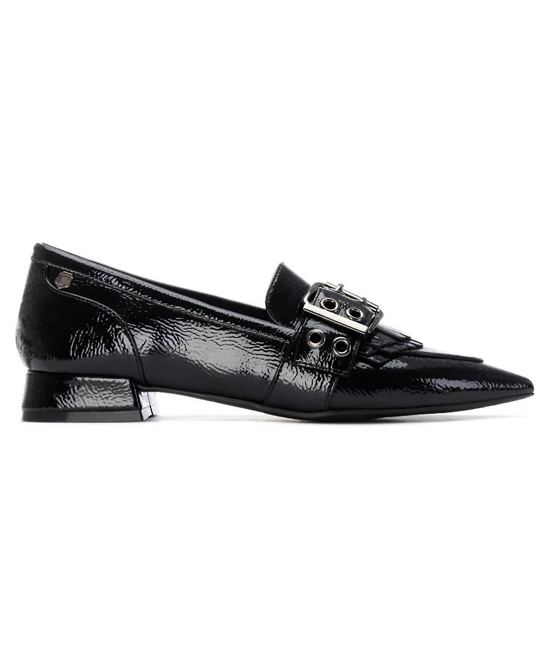 Xti Women's Leather Pointed Toe Carmela Collection Loafers