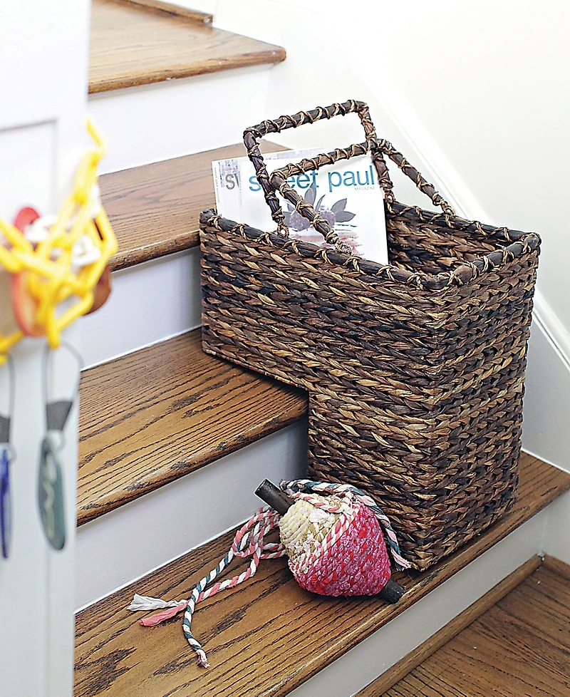 BacBac Leaf Woven Stair Basket