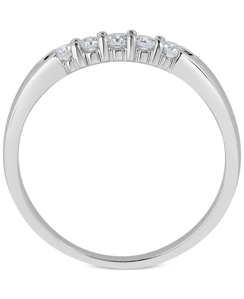 Diamond Five-Stone Ring (1/4 ct. t.w.) 14k White Gold