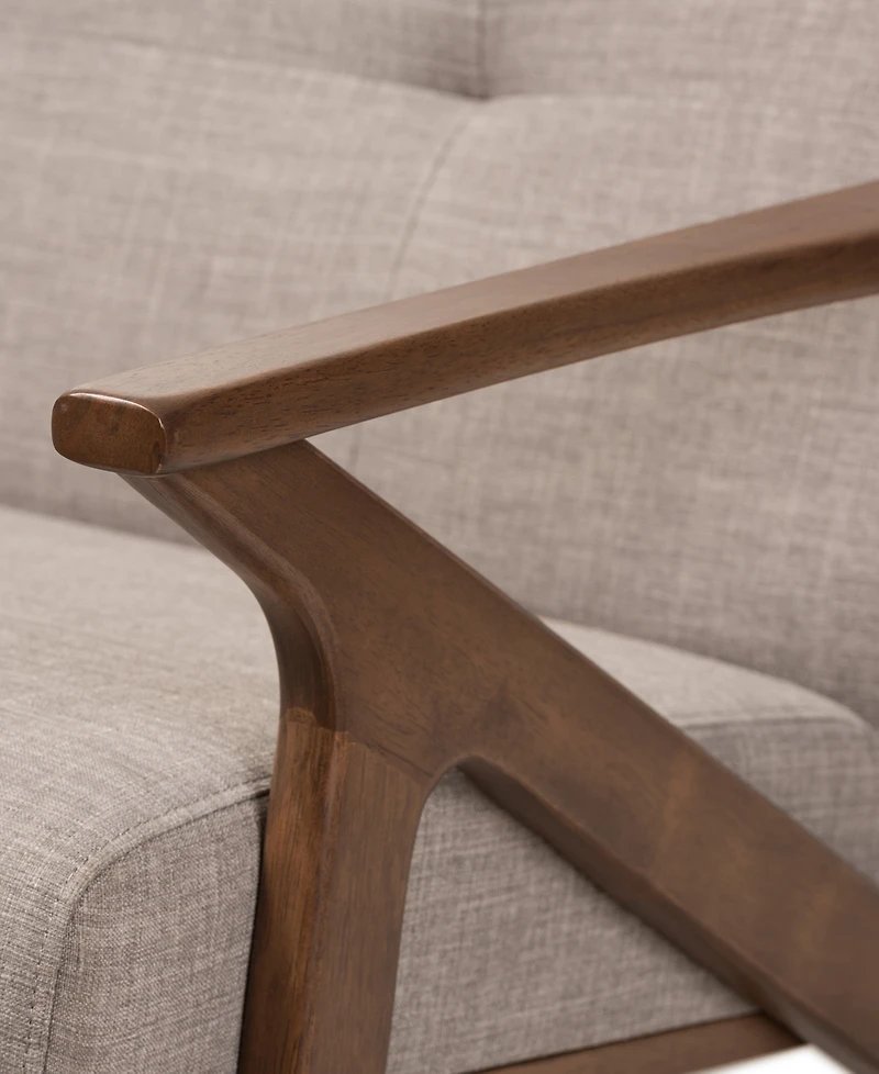 Wynola Loveseat