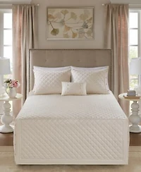 Madison Park Breanna Quilted Bedspread Sets