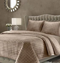 Tribeca Living Florence Velvet Solid Oversized Quilt Sets