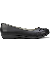 Cliffs by White Mountain Women's Clara Ballet Flats