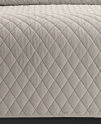 Closeout! Vera Wang Diamond Velvet Reversible 3 Piece Quilt Set