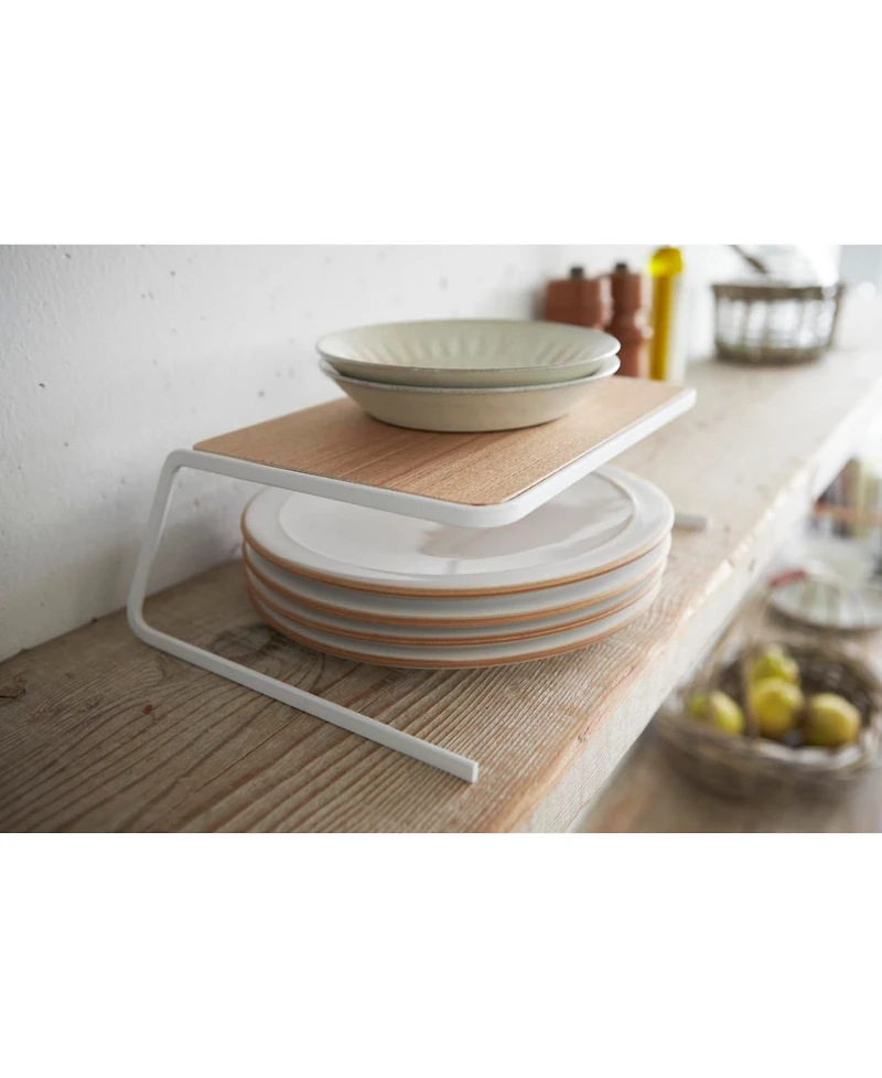 Tosca Dish Riser