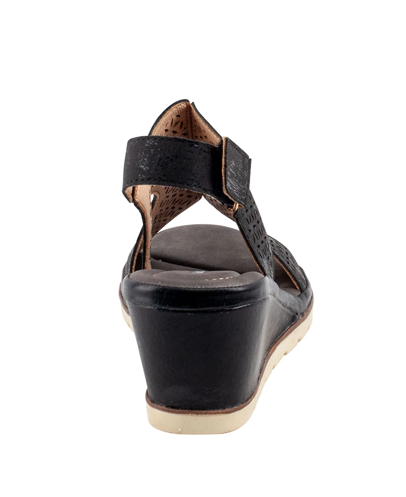 Gc Shoes Crissy Wedge Sandal