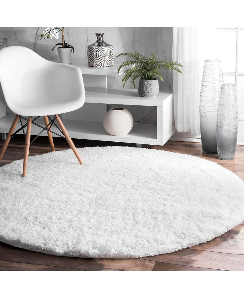 nuLoom Gynel OZAS01A White 5'3" x 7'6" Area Rug