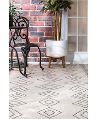 nuLoom Serna OWDN23A Ivory 5'3" x 7'6" Outdoor Area Rug