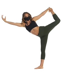 American Fitness Couture High Waist 3/4 Length Pocket Compression Leggings