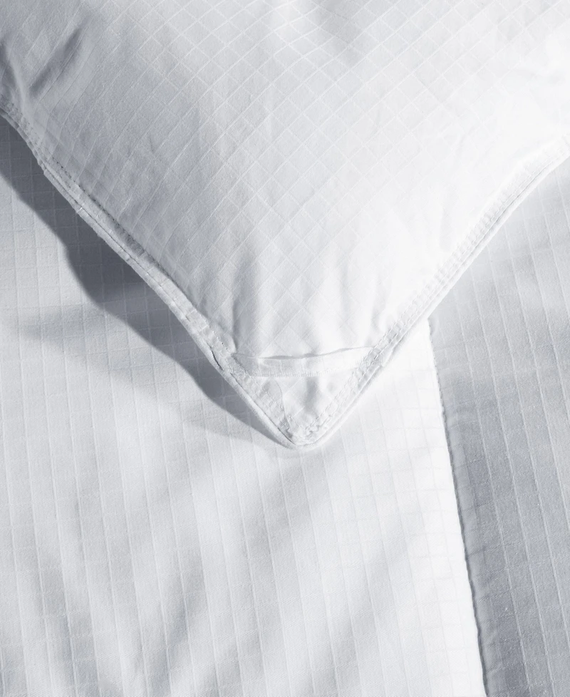 Unikome All Season Classic Grid Jacquard Down Alternative Comforter, King