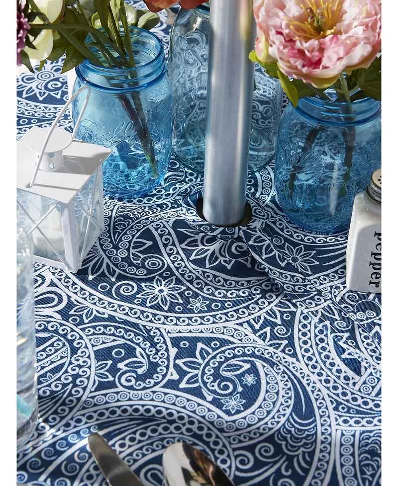 Design Imports Paisley Print Outdoor Tablecloth with Zipper, 60" x 84"