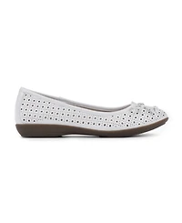 Cliffs by White Mountain Women's Cheryl Ballet Flats