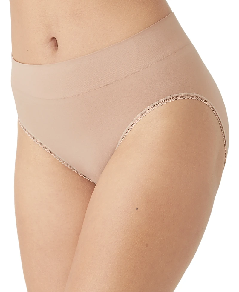 Wacoal Women's Feeling Flexible Hi-Cut Brief Underwear 871332