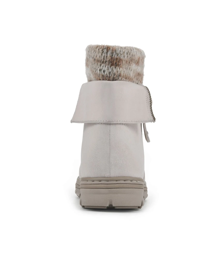 Cliffs by White Mountain Women's Kaylee Lace-Up Boots