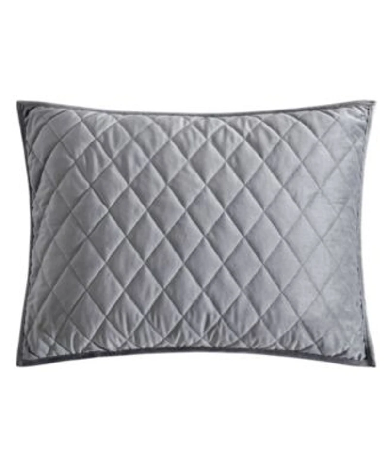 Vera Wang Diamond Velvet Quilt Set