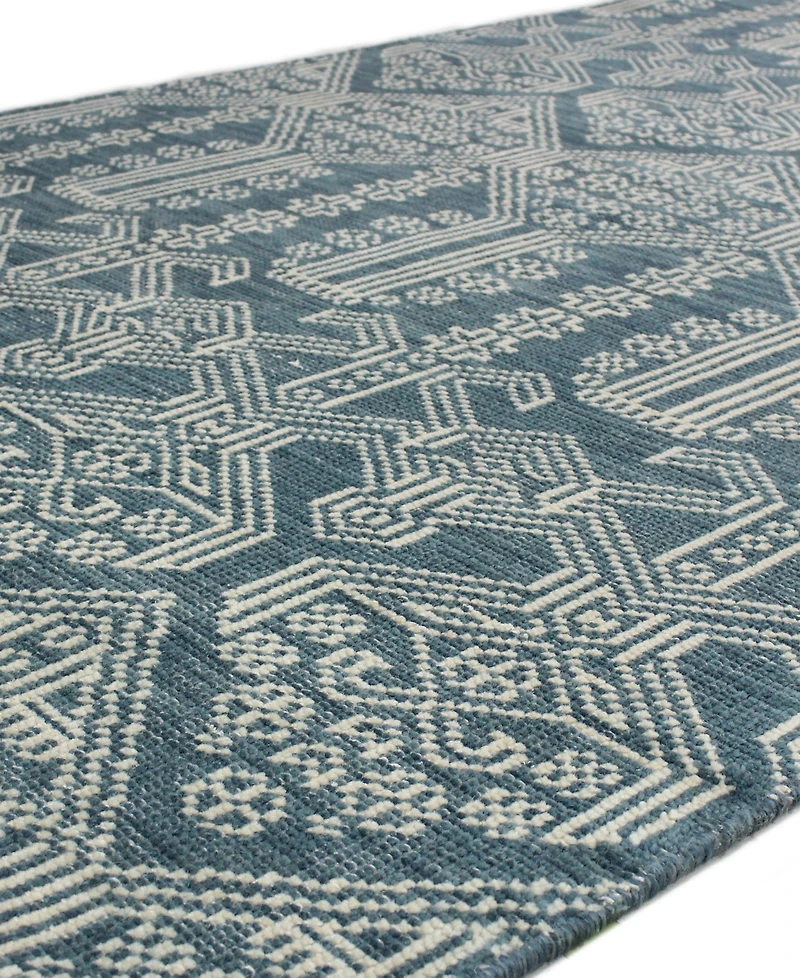 Bashian Carah AR108 3' 6" x 5' 6" Area Rug