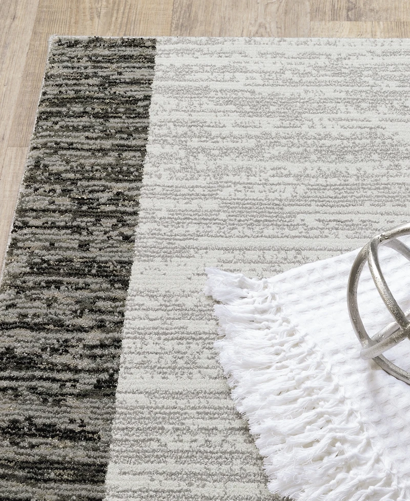 Oriental Weavers Strada STR06 3'3" x 5'2" Area Rug