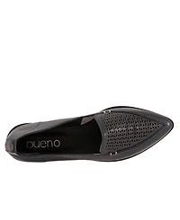 Bueno Blazey Flat