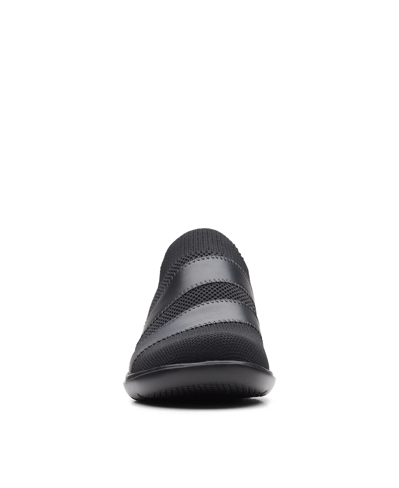 Clarks Women's Collection Sashlyn Edge Slip-on Shoe