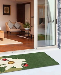 Liora Manne' Frontporch Ladybugs 2' x 5' Runner Outdoor Area Rug