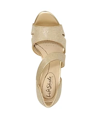 LifeStride Mega Pumps