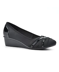 Cliffs by White Mountain Women's Bowie Wedge Shoe