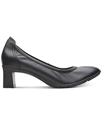 Clarks Women's Neiley Pearl Slip-On Pumps