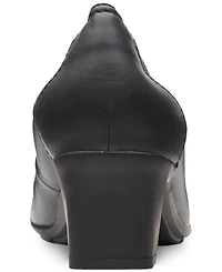 Clarks Women's Neiley Pearl Slip-On Pumps