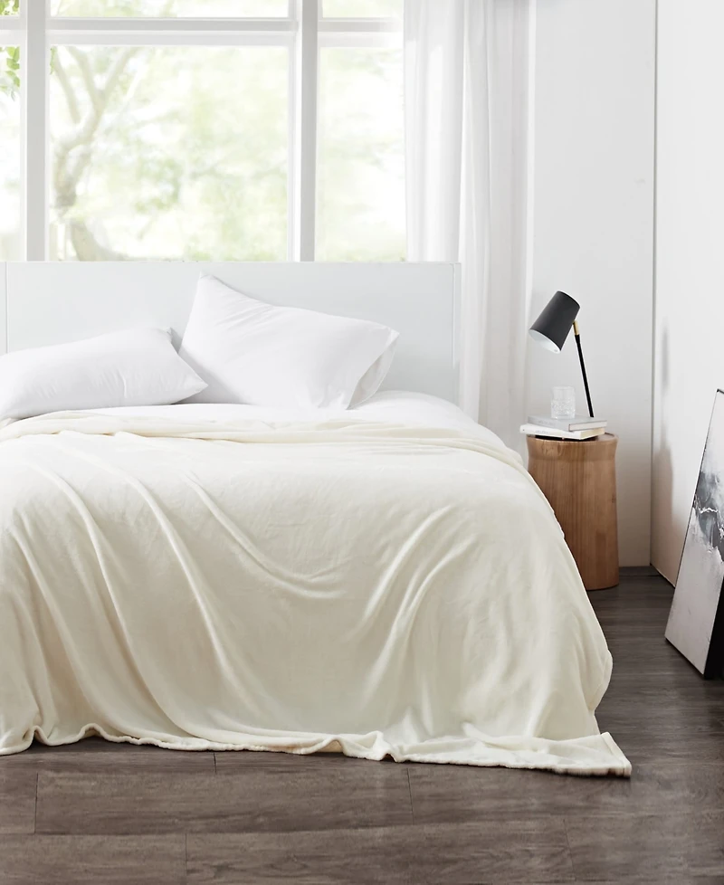 Cannon Solid Plush Blanket, Full/Queen