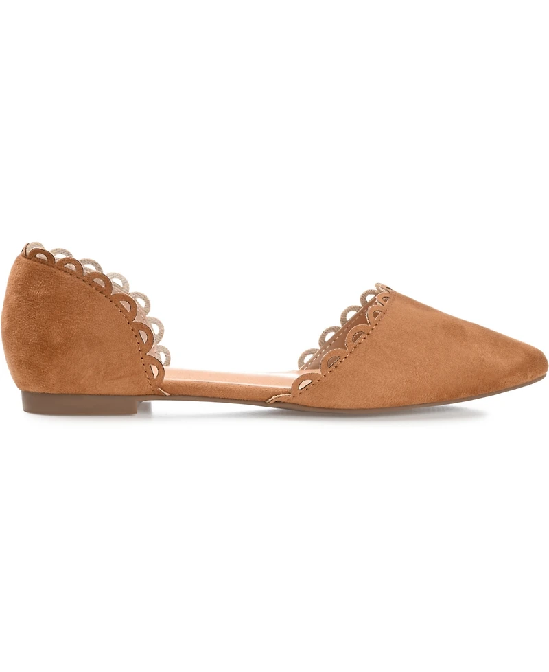 Journee Collection Women's Jezlin Scalloped Flats