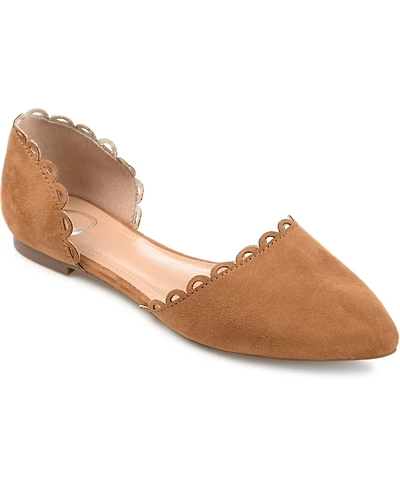 Journee Collection Women's Jezlin Scalloped Flats