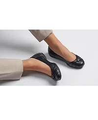 Soul Naturalizer Gift Flats