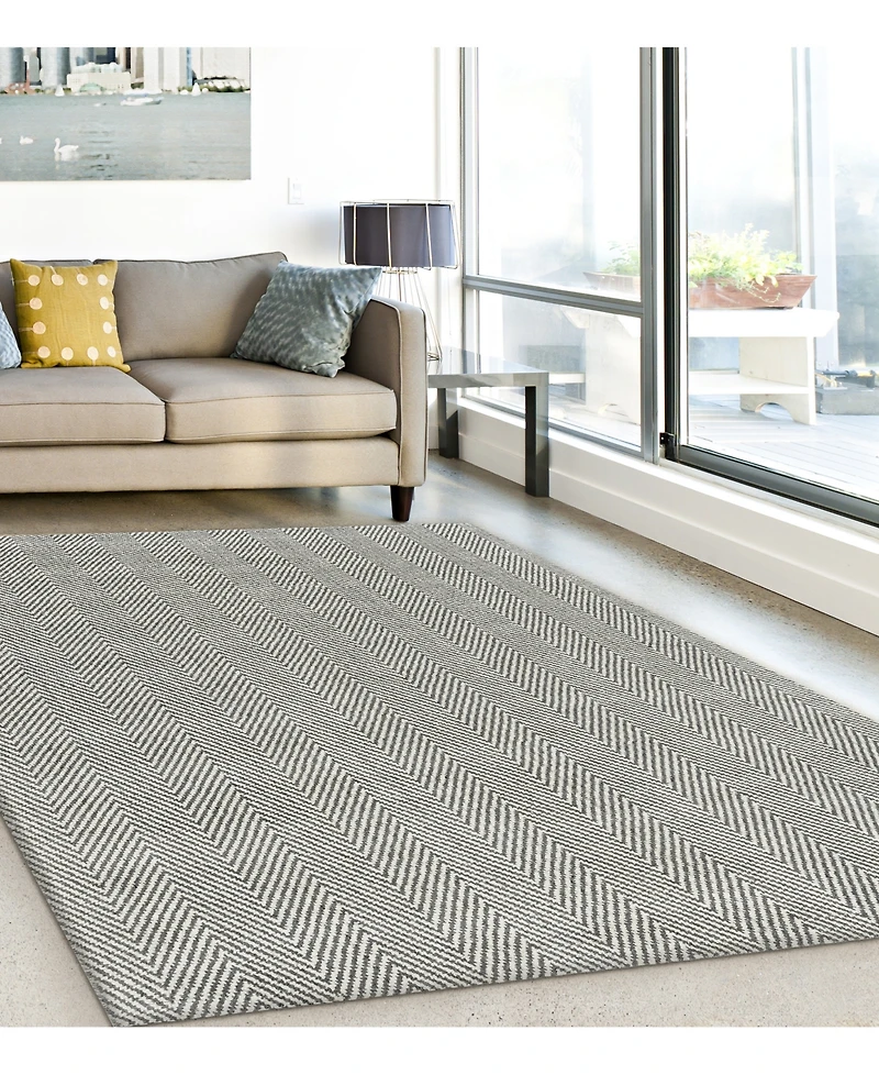 Km Home Miro 100 4' x 6' Area Rug