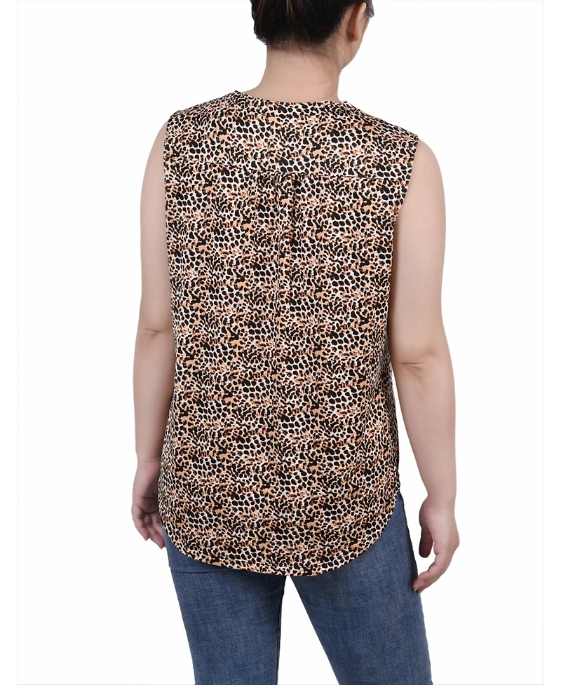 Ny Collection Women's Sleeveless Knit Y-neck Top