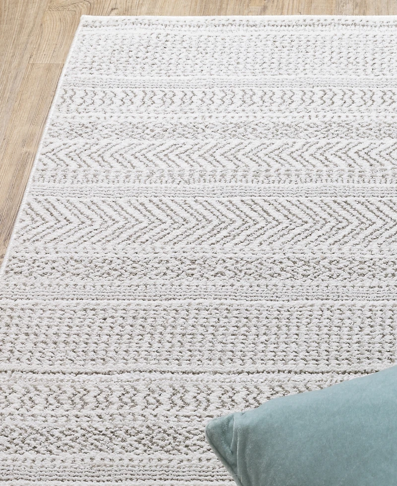 Oriental Weavers Montecito 4929E 2'3" x 7'6" Runner Area Rug