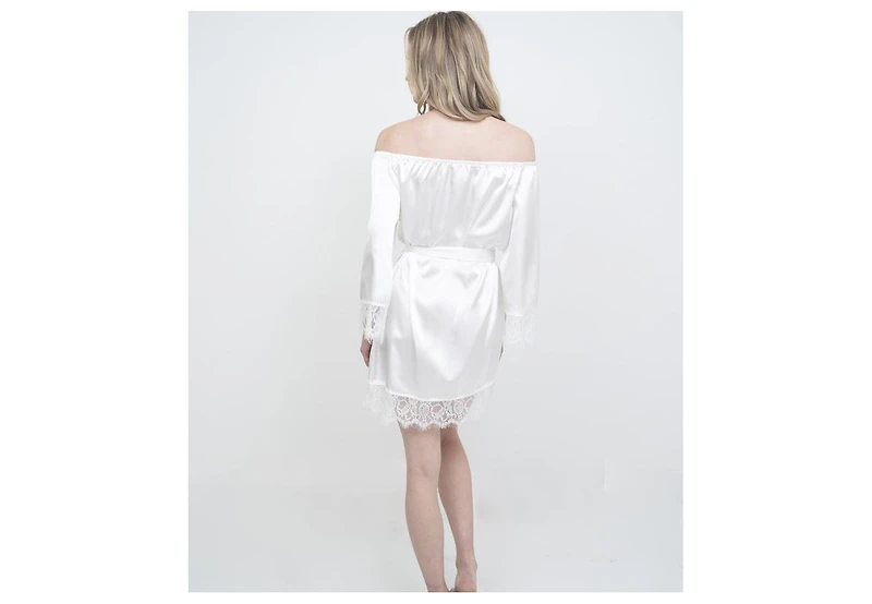 Le Laurier Bridal Women's Off-The-Shoulder Lace Trim The Hair and Makeup Robe