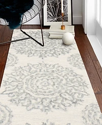 Closeout! Bashian Loop LOP175 2'6" x 8' Runner Area Rug