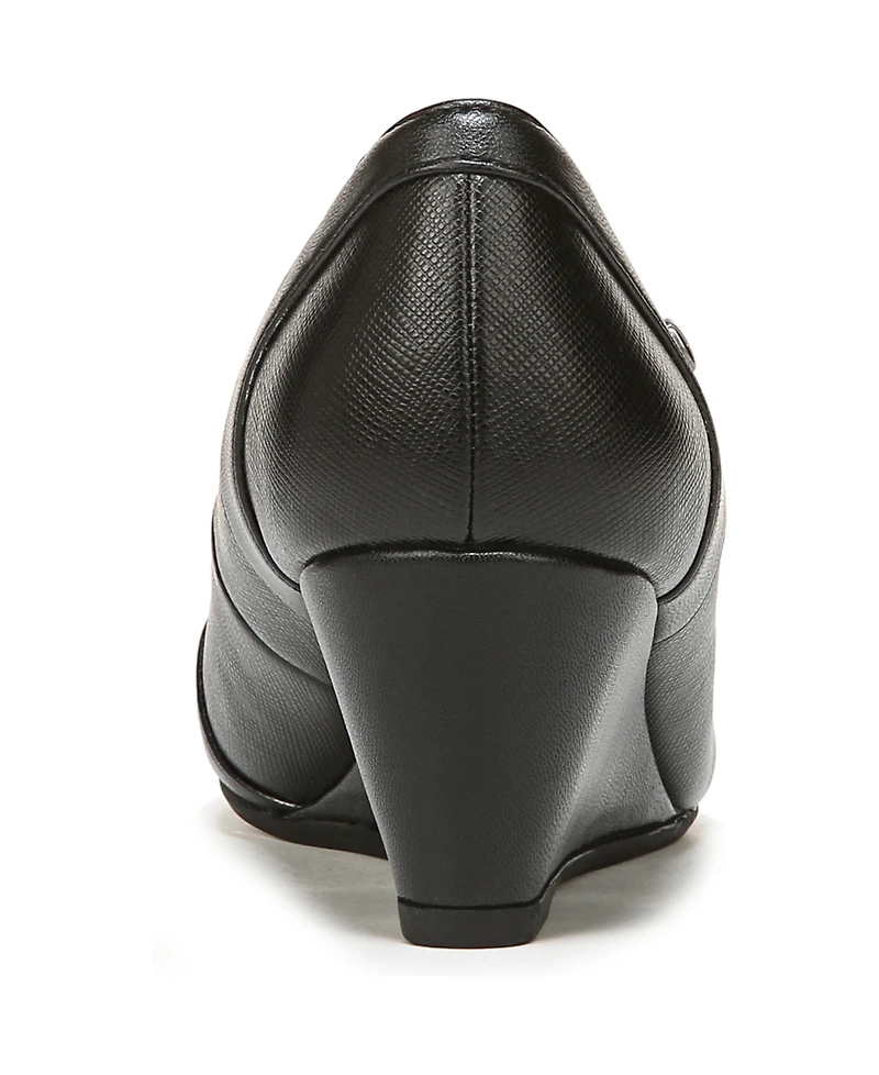 LifeStride Dreams Wedge Pumps