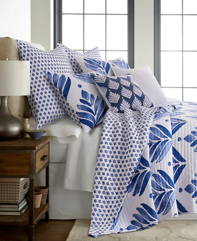 Levtex Vintage-Like Blossom Reversible 3-Pc. Quilt Set, Full/Queen