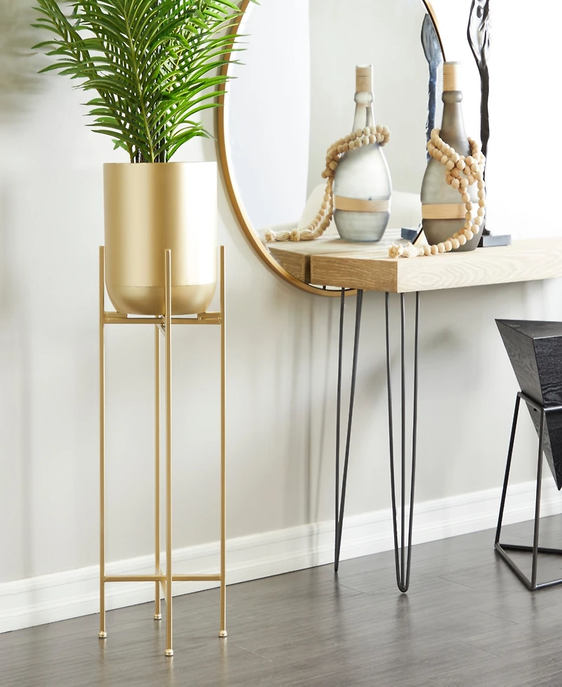 CosmoLiving Metal Planter with Removable Stand