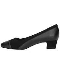 Easy Street Women's Dottie Slip-On Pumps