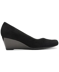 Clarks Collection Women's Flores Tulip Wedge Pumps