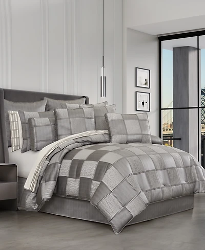 J Queen New York Brando 4 Piece Comforter Set, Queen