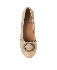 Baretraps Women's Mabely Flats
