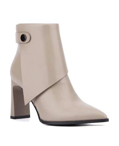 Torgeis Women's Flora Booties