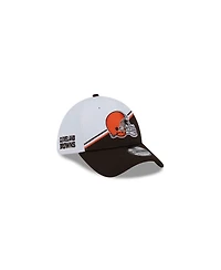 Men's New Era White, Brown Cleveland Browns 2023 Nfl Sideline 39THIRTY Flex Hat