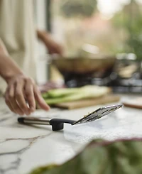 Joseph Joseph Elevate Silicone Slotted Turner with Integrated Tool Rest
