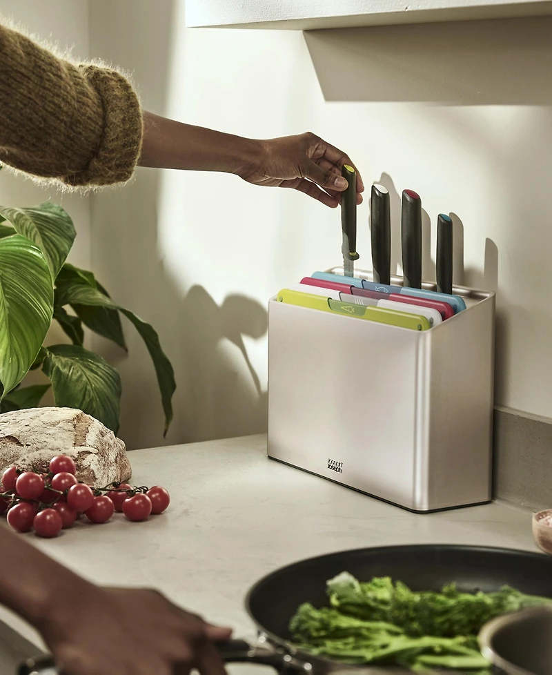 Joseph Joseph Folio Icon Plus 8-Piece Cutting Board Knife Set